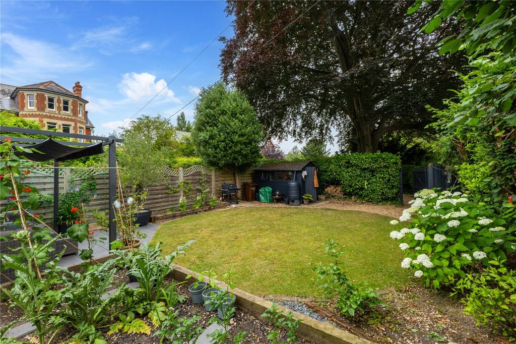 Property photo 3 of 13 Garden