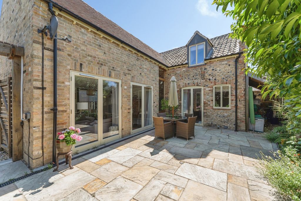 Property photo 1 of 42 Pbox-Img.Jpg