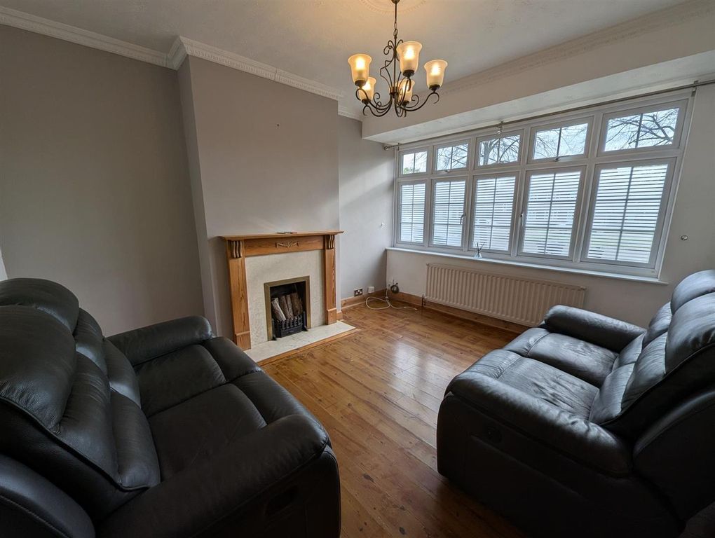 Property photo 2 of 16 Pxl_20251103_111706376.Jpg