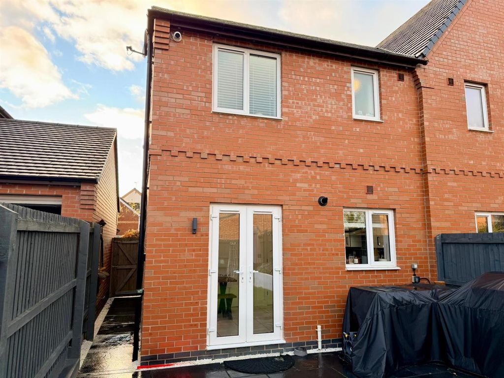 Property photo 2 of 15 Img-20251118-Wa0022.Jpg