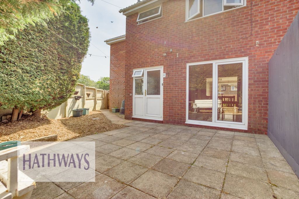 Property photo 2 of 52