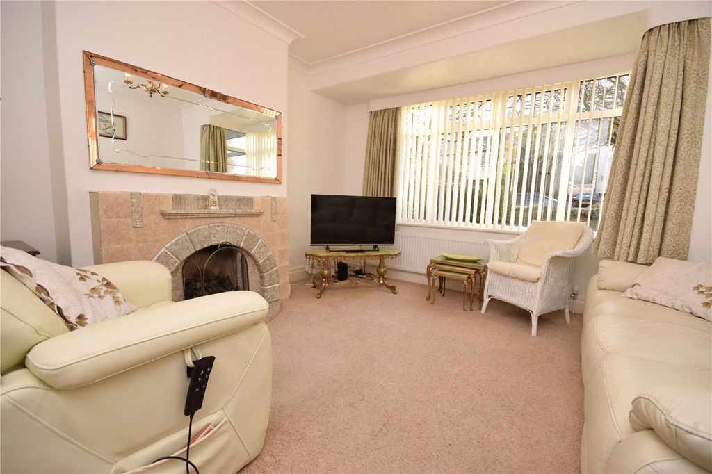 Property photo 3 of 15 Picture No. 06