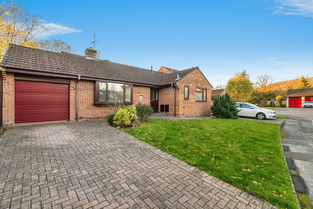 Property photo 1 of 21 Pbox-Img.Jpg