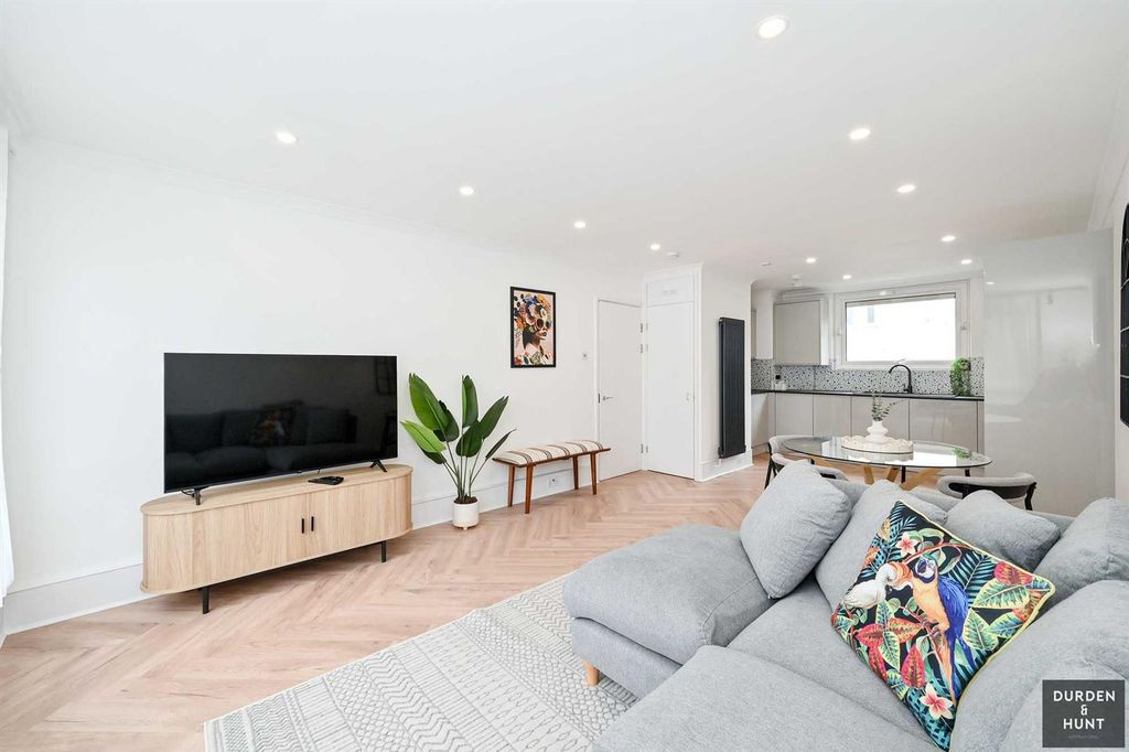 Property photo 1 of 12 Barleycorn Way-3.Jpg