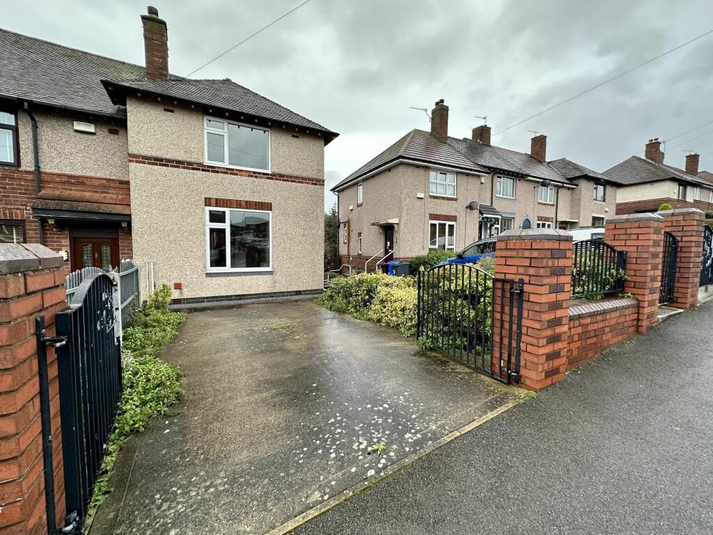 Property photo 2 of 9