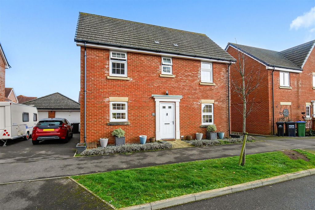 Property photo 1 of 15 P1090396.Jpg