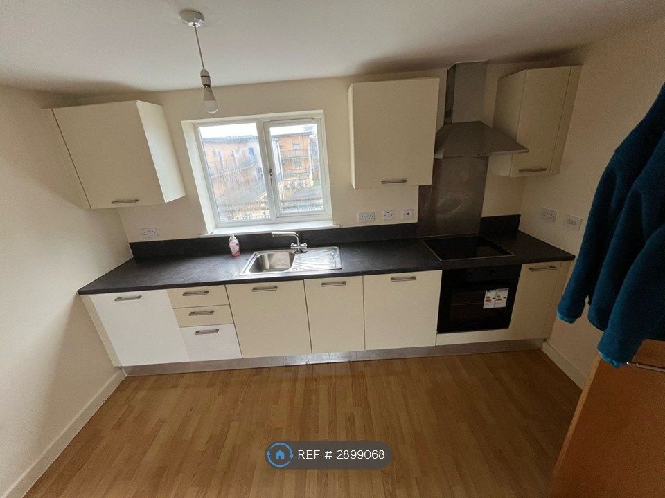 Property photo 3 of 11