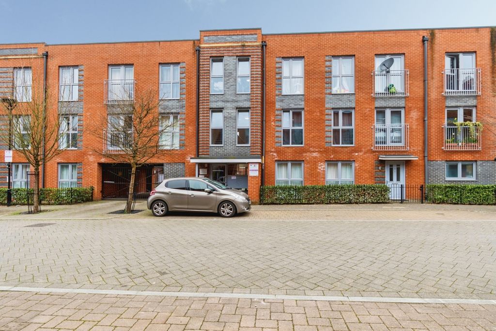 Property photo 1 of 10 Pbox-Img.Jpg