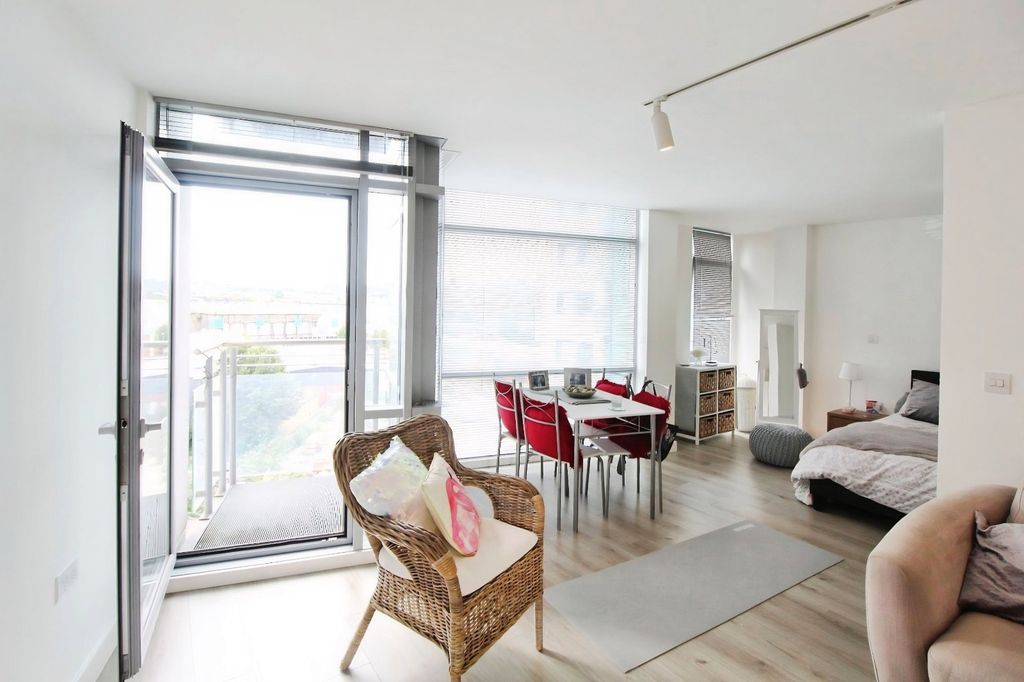 Property photo 1 of 6 Picture No. 13