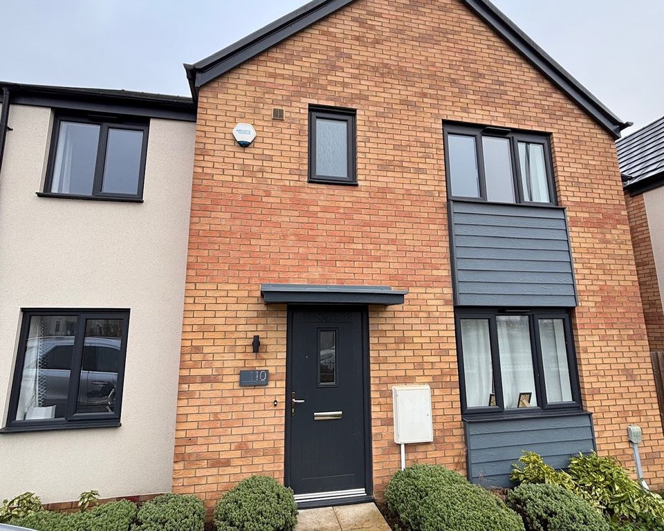 Property photo 2 of 17 Image