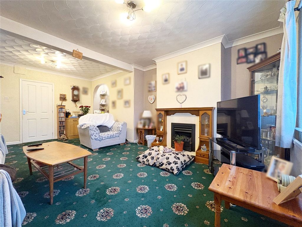 Property photo 2 of 16 Picture No. 07