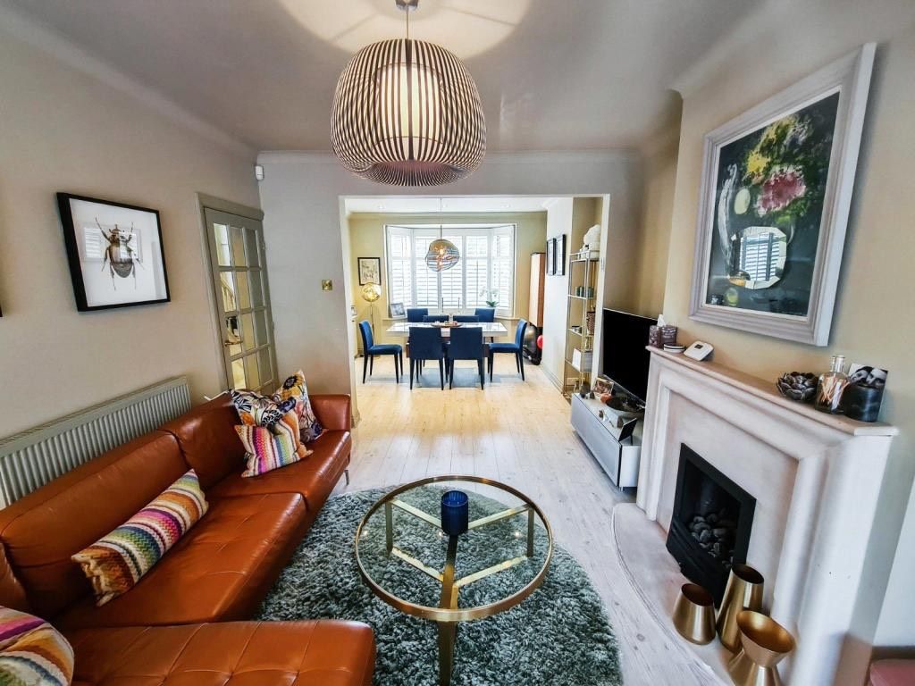 Property photo 3 of 13