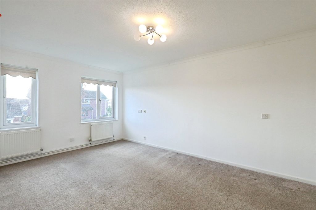 Property photo 2 of 9 Living Room