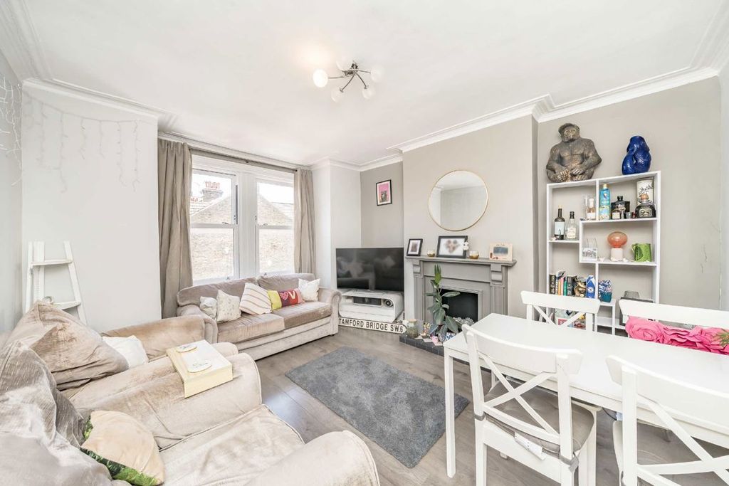 Property photo 2 of 5