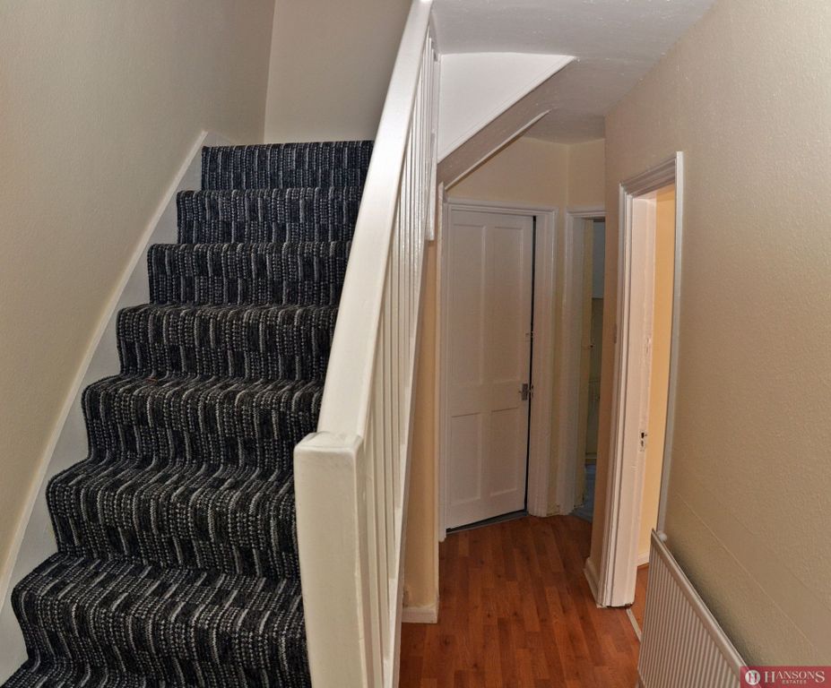 Property photo 2 of 9 Photo 1