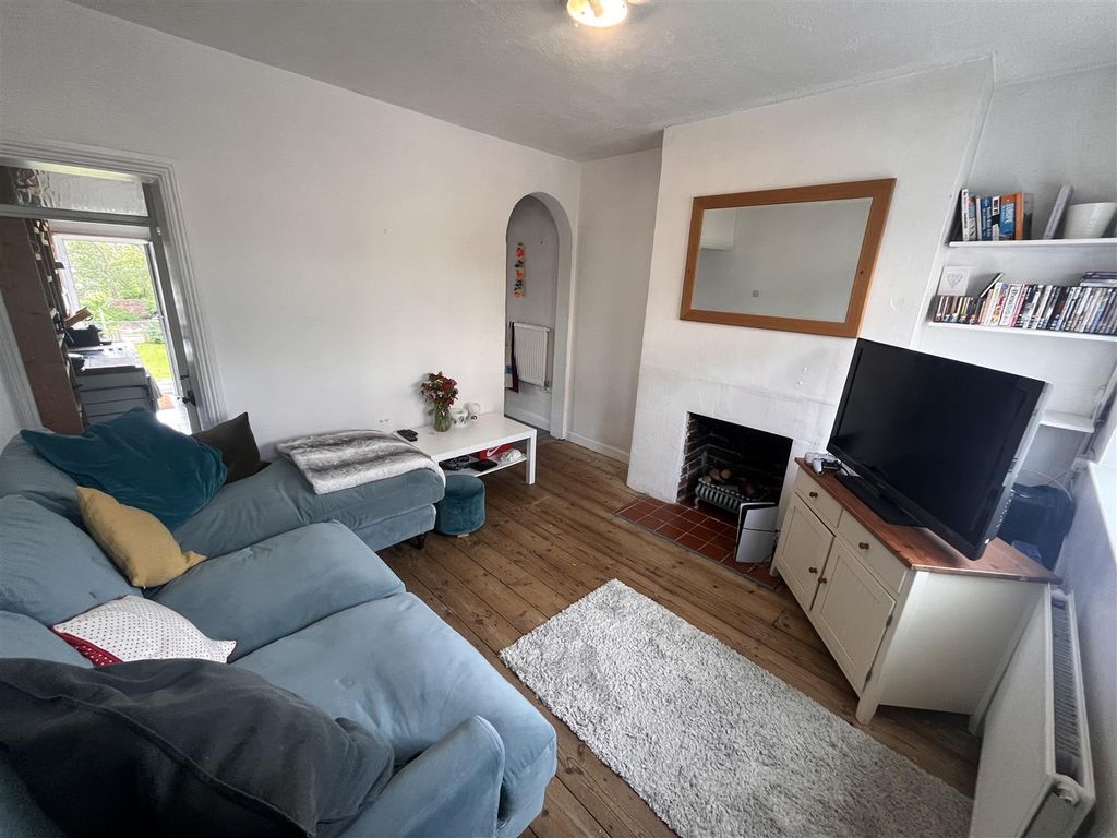 Property photo 3 of 24