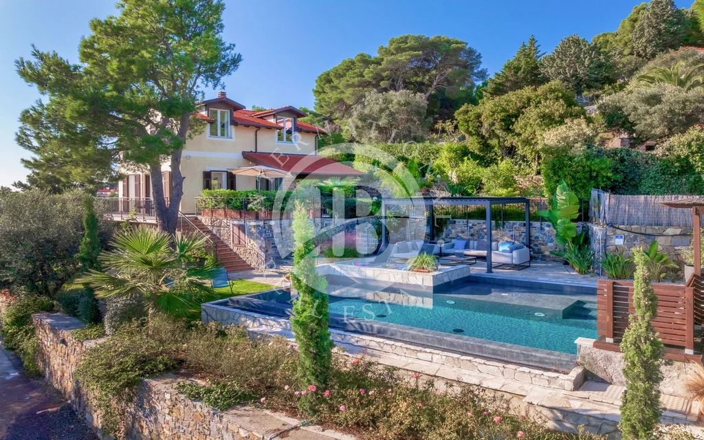 Property photo 1 of 25