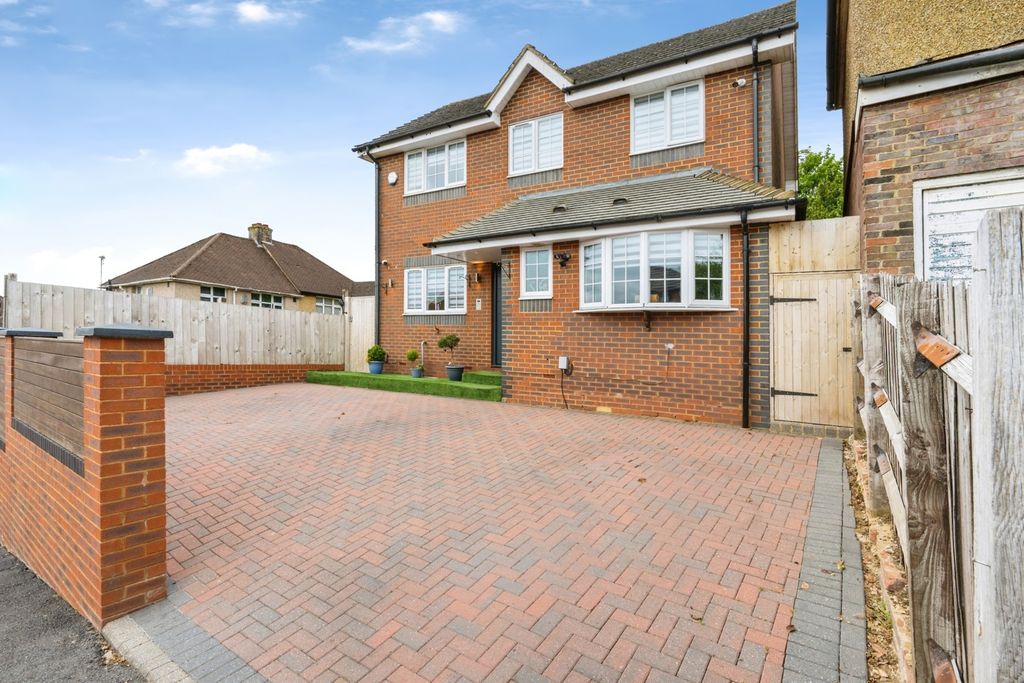 Property photo 1 of 25 Pbox-Img.Jpg