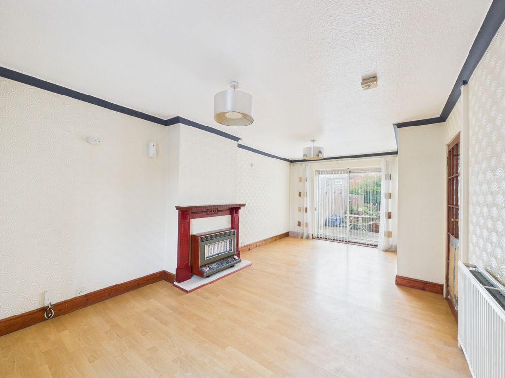 Property photo 3 of 13 4406136