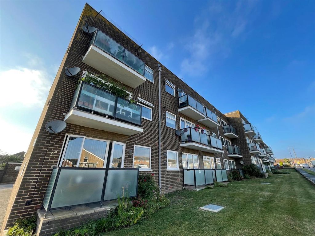 Property photo 1 of 6 Front