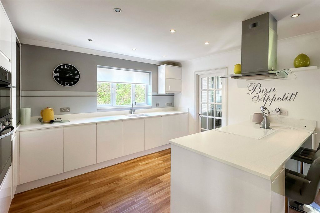 Property photo 3 of 26 Picture No. 20