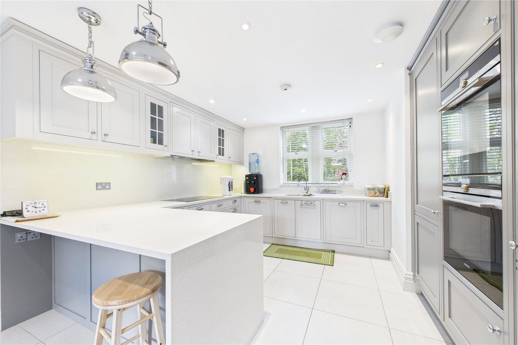 Property photo 2 of 12 Picture No. 05