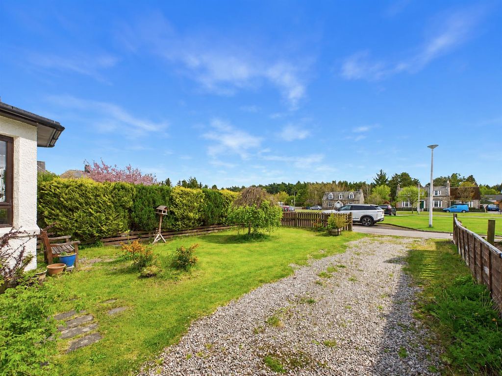 Additional image 11 of 3 bed semi-detached house for sale12 Grampian Crescent, Boat Of Garten PH24