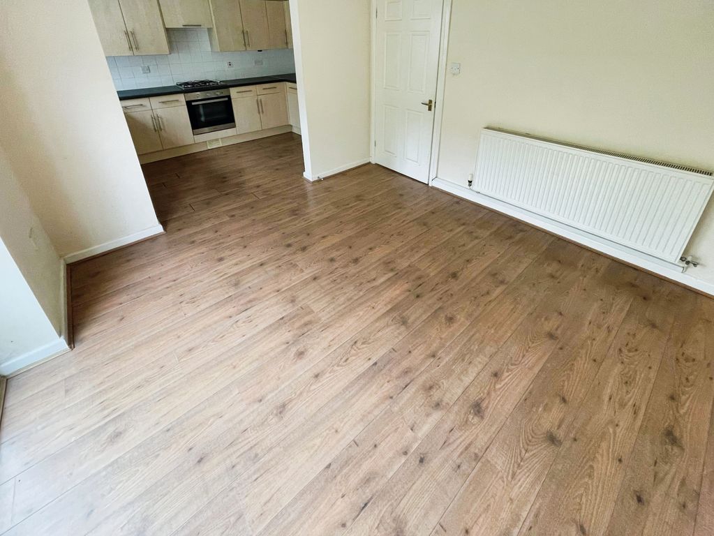 Additional image 7 of 4 bed property to rentHawthorn Glade, Abertillery NP13