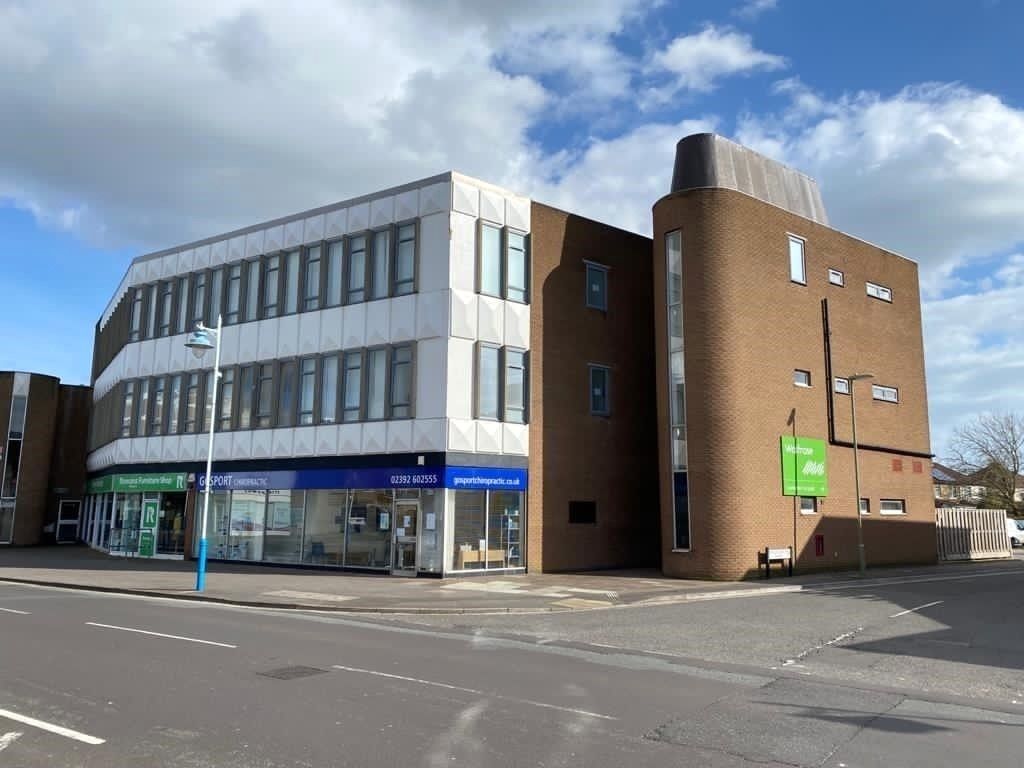 Property photo 2 of 8