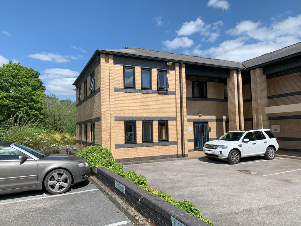 Property photo 3 of 8