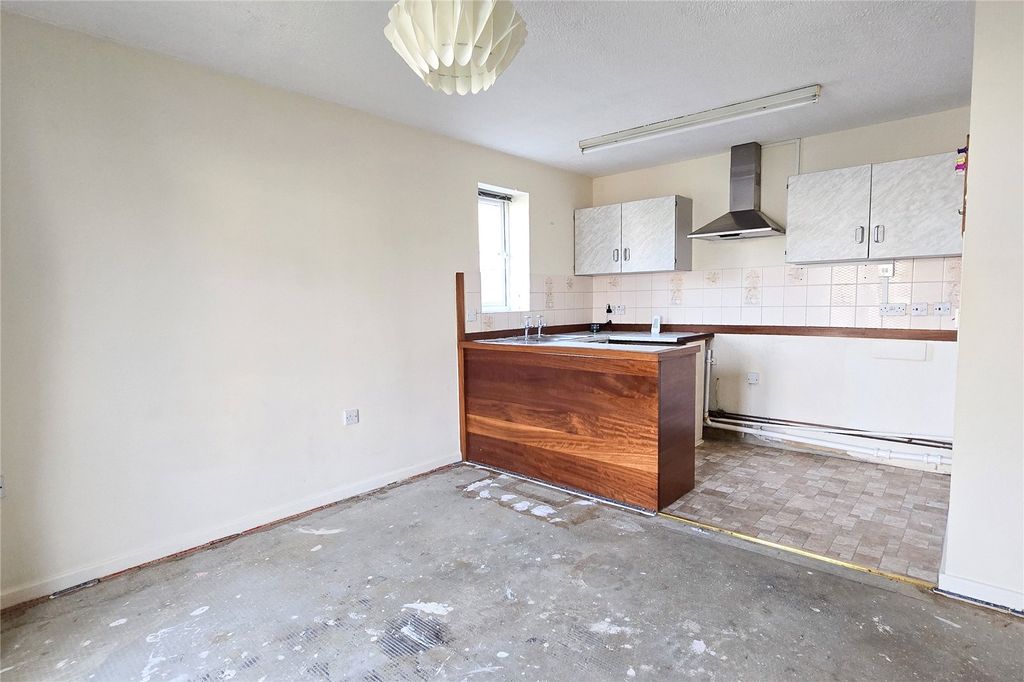 Property photo 3 of 13 Living/Kichen