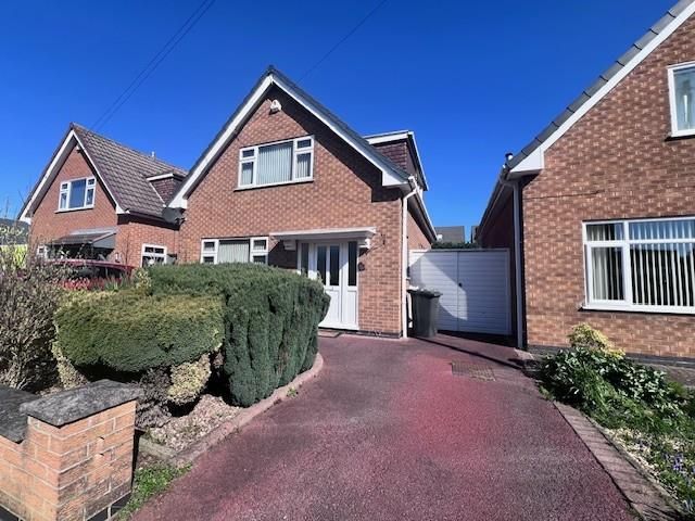 Property photo 1 of 10 5 The Hollows Front.Jpg