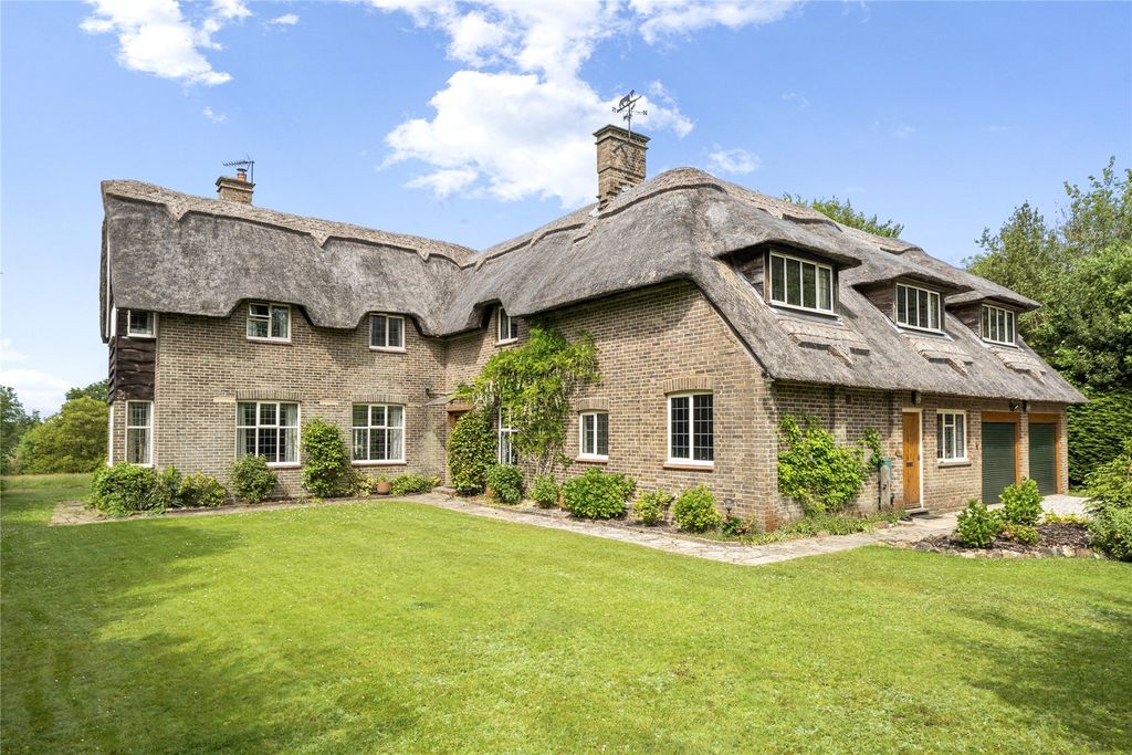 Property photo 2 of 19 Picture No. 02