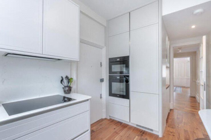 Property photo 3 of 7 Picture No. 02