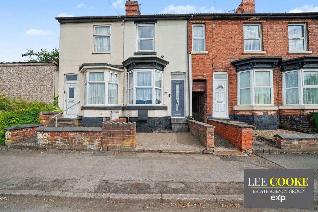 Property photo 1 of 24
