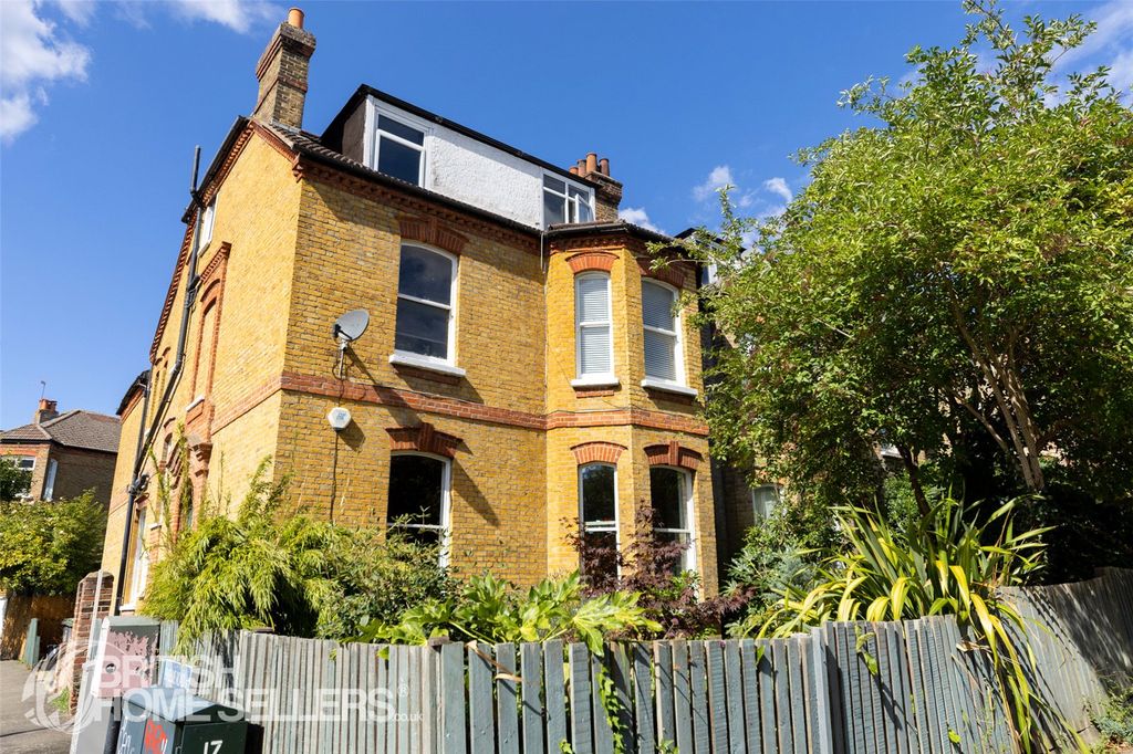 Property photo 1 of 8 Picture No. 07