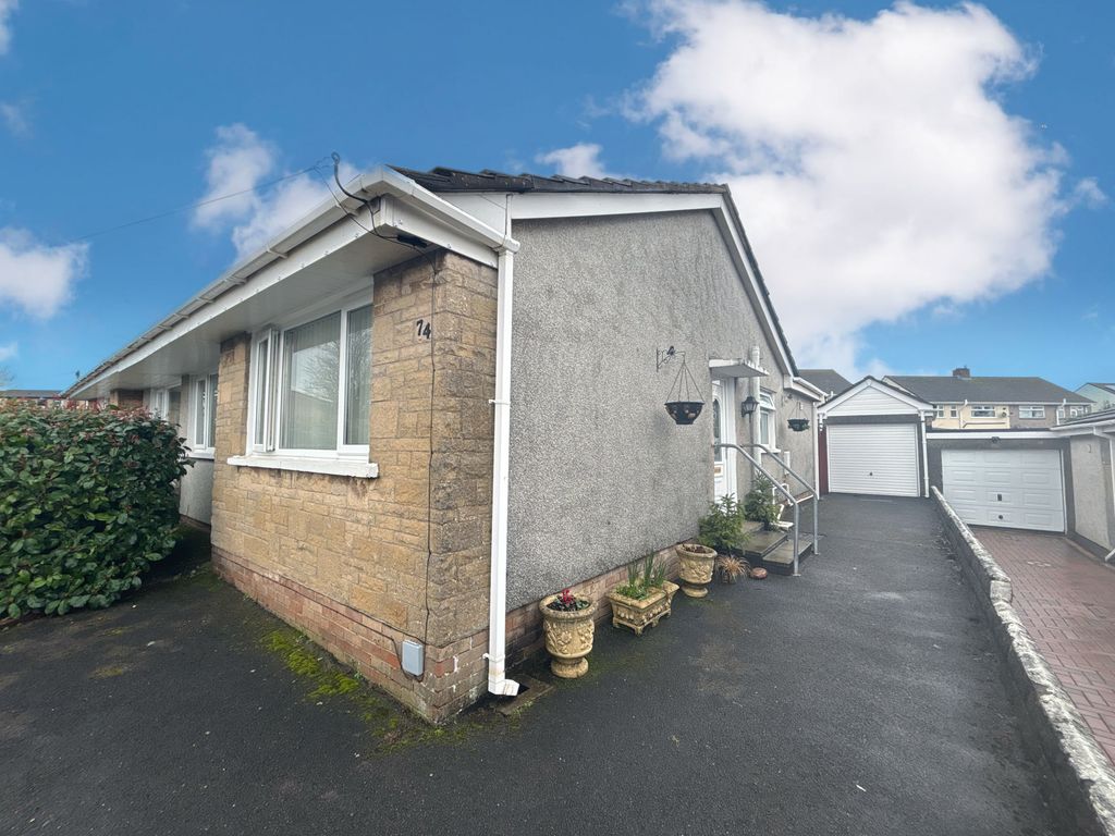 Property photo 2 of 10 Image
