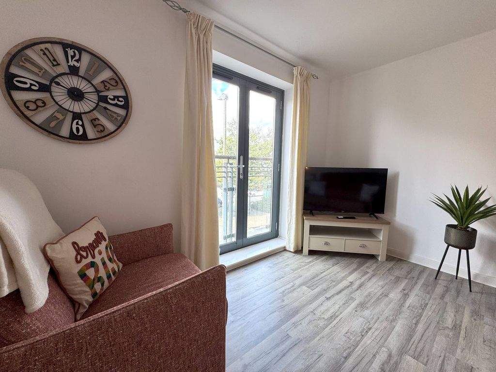 Property photo 3 of 20