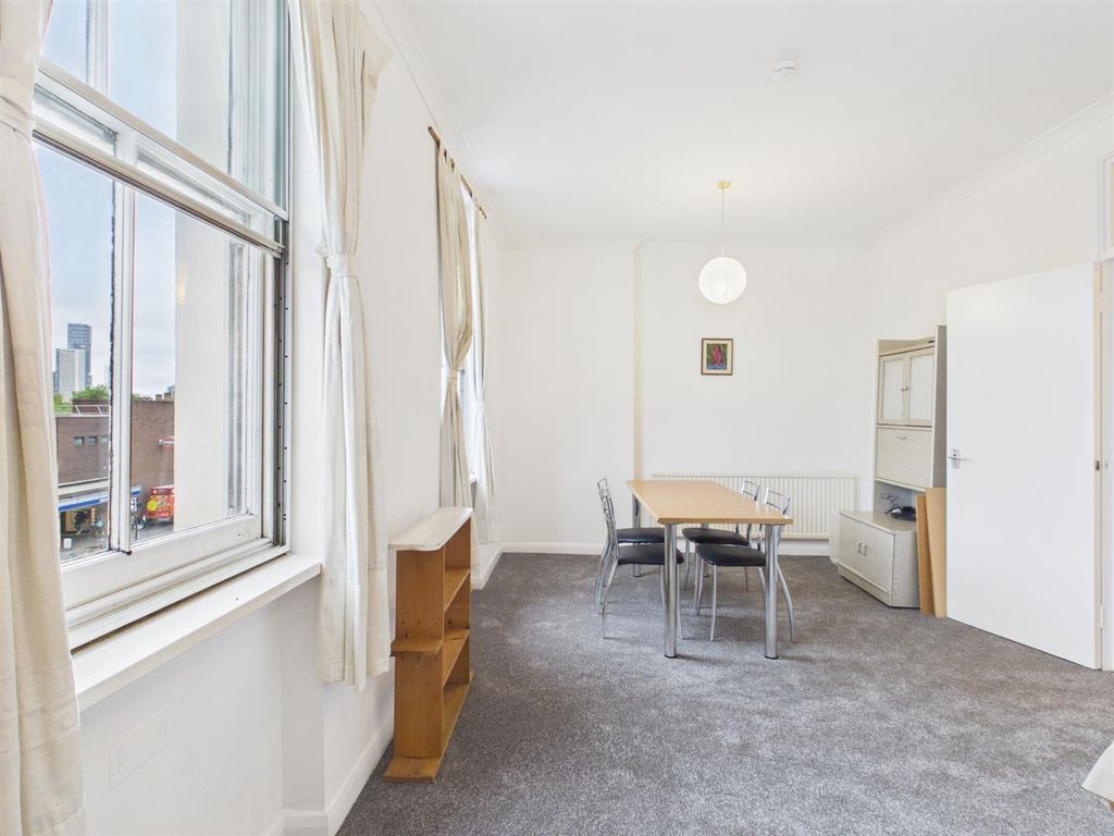 Property photo 1 of 12 Living Room - Clapham Road - Eh