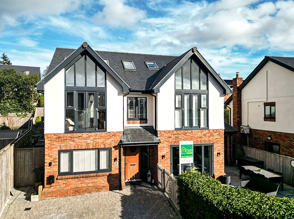 Property photo 1 of 43