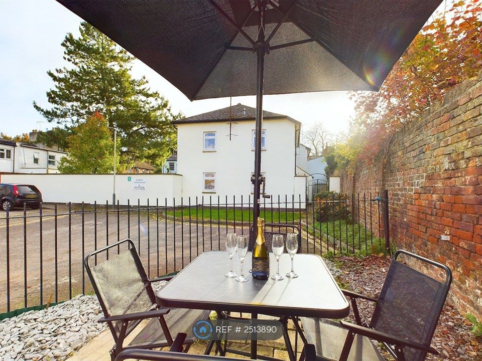 Property photo 3 of 35