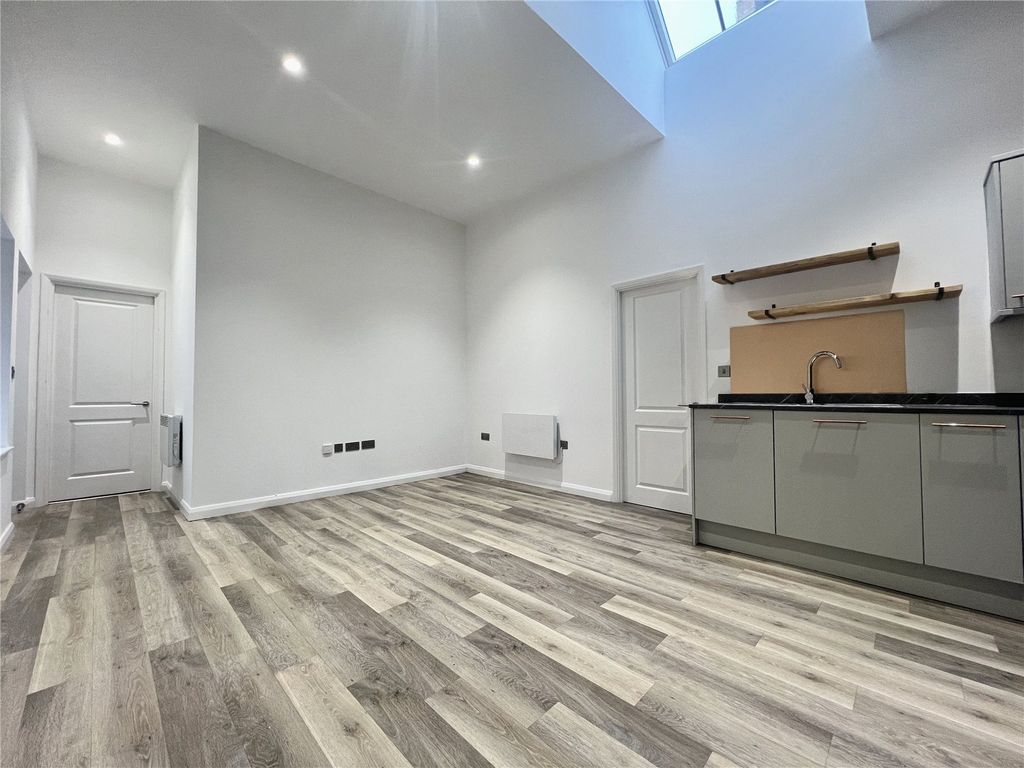 Property photo 3 of 9 Picture No. 07