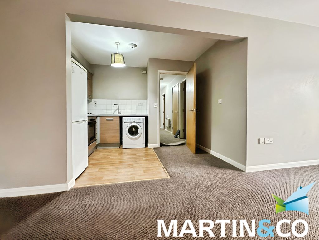 Property photo 3 of 9 7771Ca35-Img-20250821-Wa0007