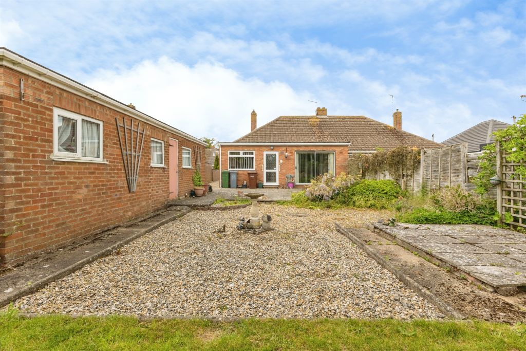 Property photo 2 of 19