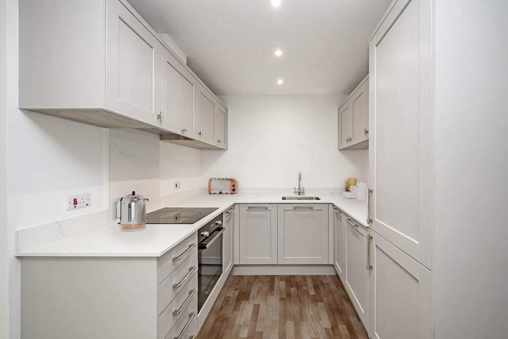 Property photo 3 of 9 Photo 12