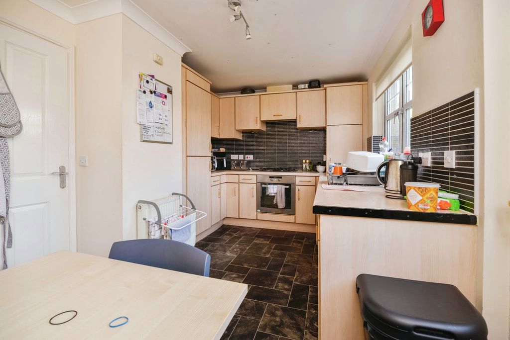 Property photo 2 of 17 Photography