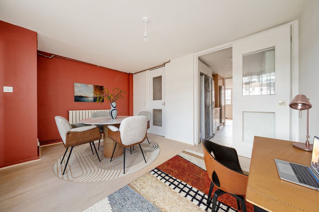 Property photo 1 of 28