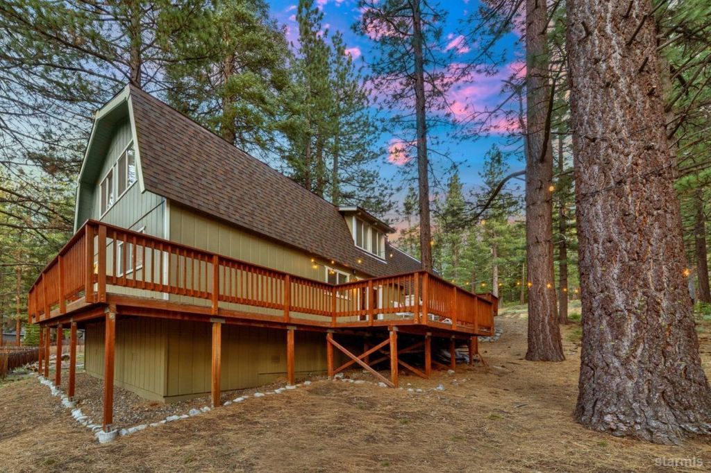 Property photo 1 of 3