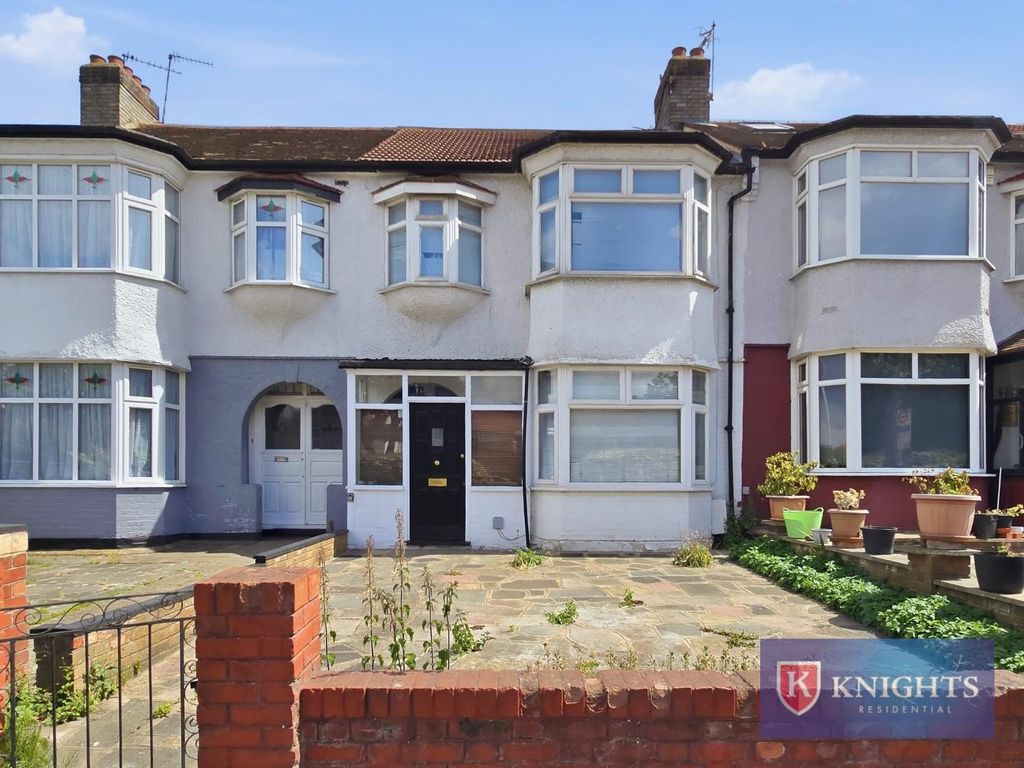 Property photo 1 of 18