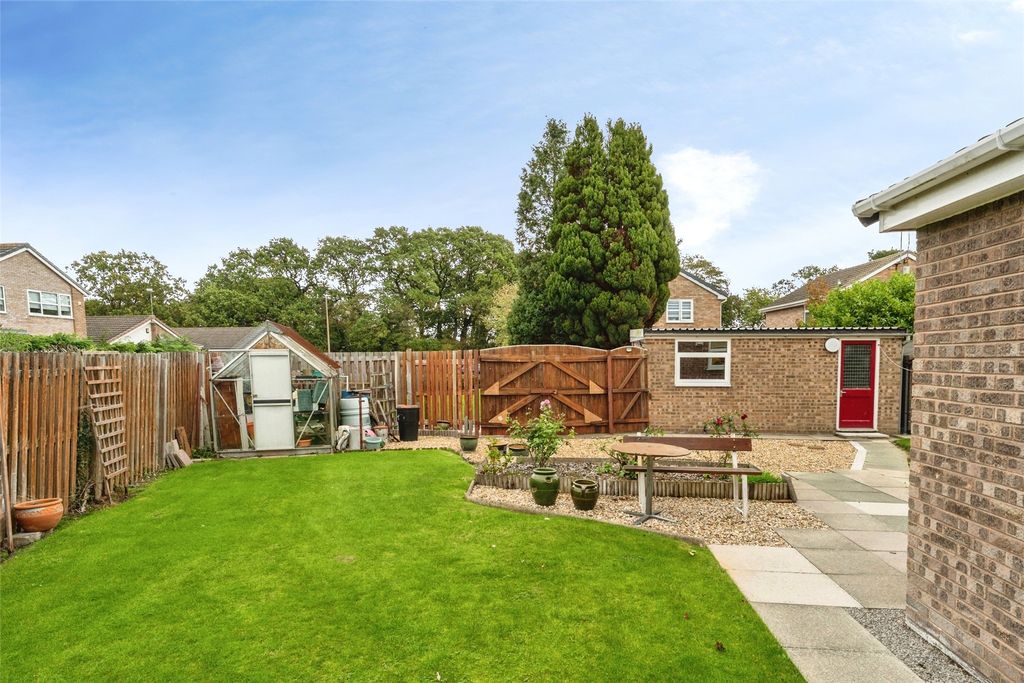 Property photo 2 of 19 Pbox-Img.Jpg